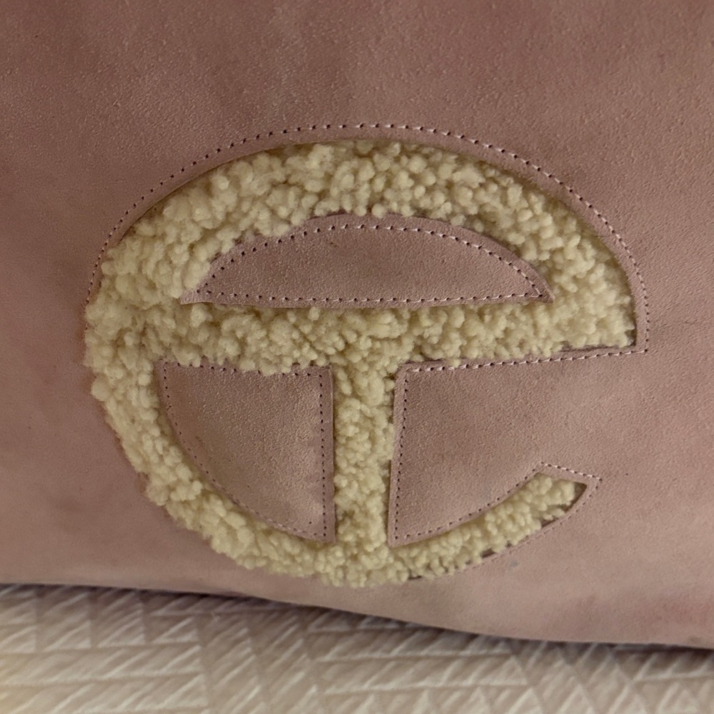 Telfar Blush Shearling Tote Bag - Picture 2 of 15